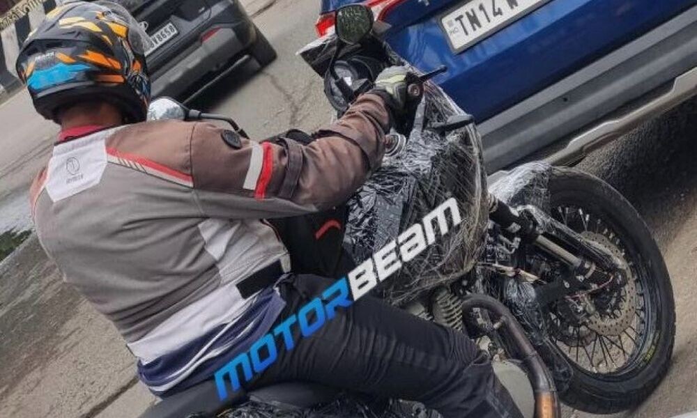 Royal Enfield, la Himalayan mette i muscoli: nuova 650 in arrivo?