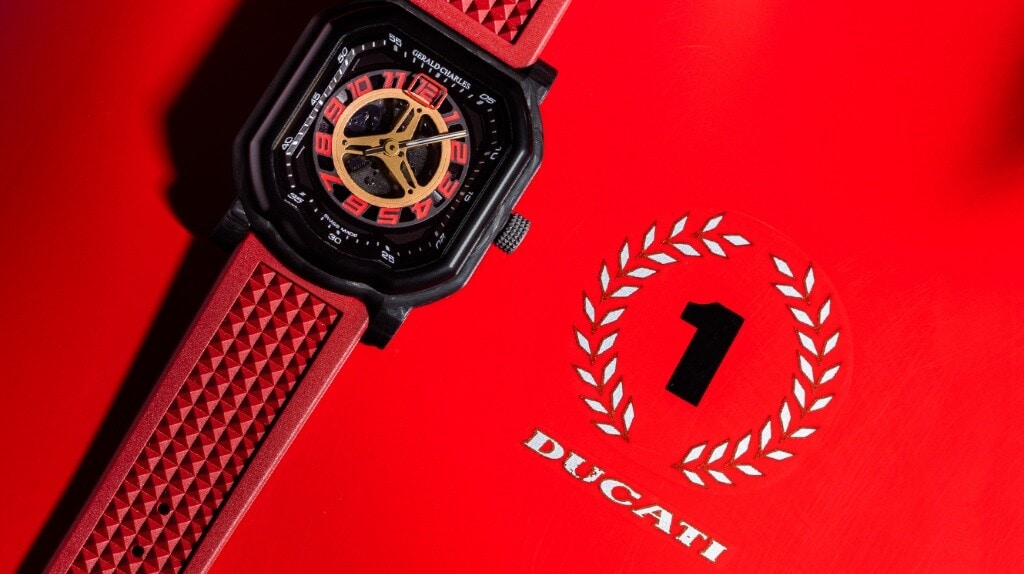 Ducati, nuovo orologio in limited edition: costa più della nuova Panigale V4
