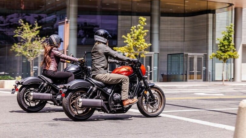 Honda CMX1100 Rebel 2025: le foto