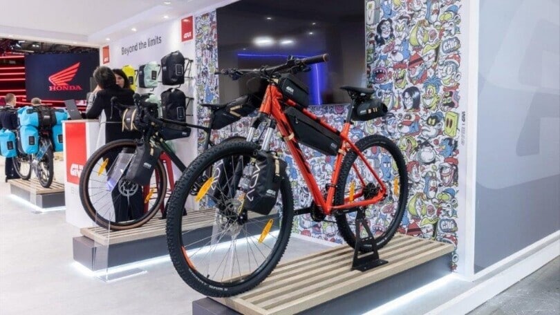 GIVI ad EICMA 2024: tra e-bike e accessori, sconti con il concorso Find Your Style