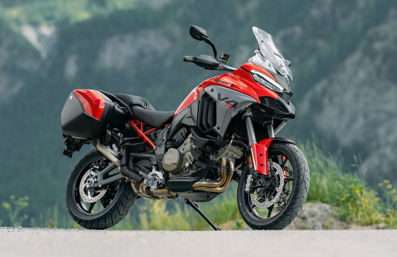 Multistrada V4 2025: Ducati aggiorna la sua maxi crossover