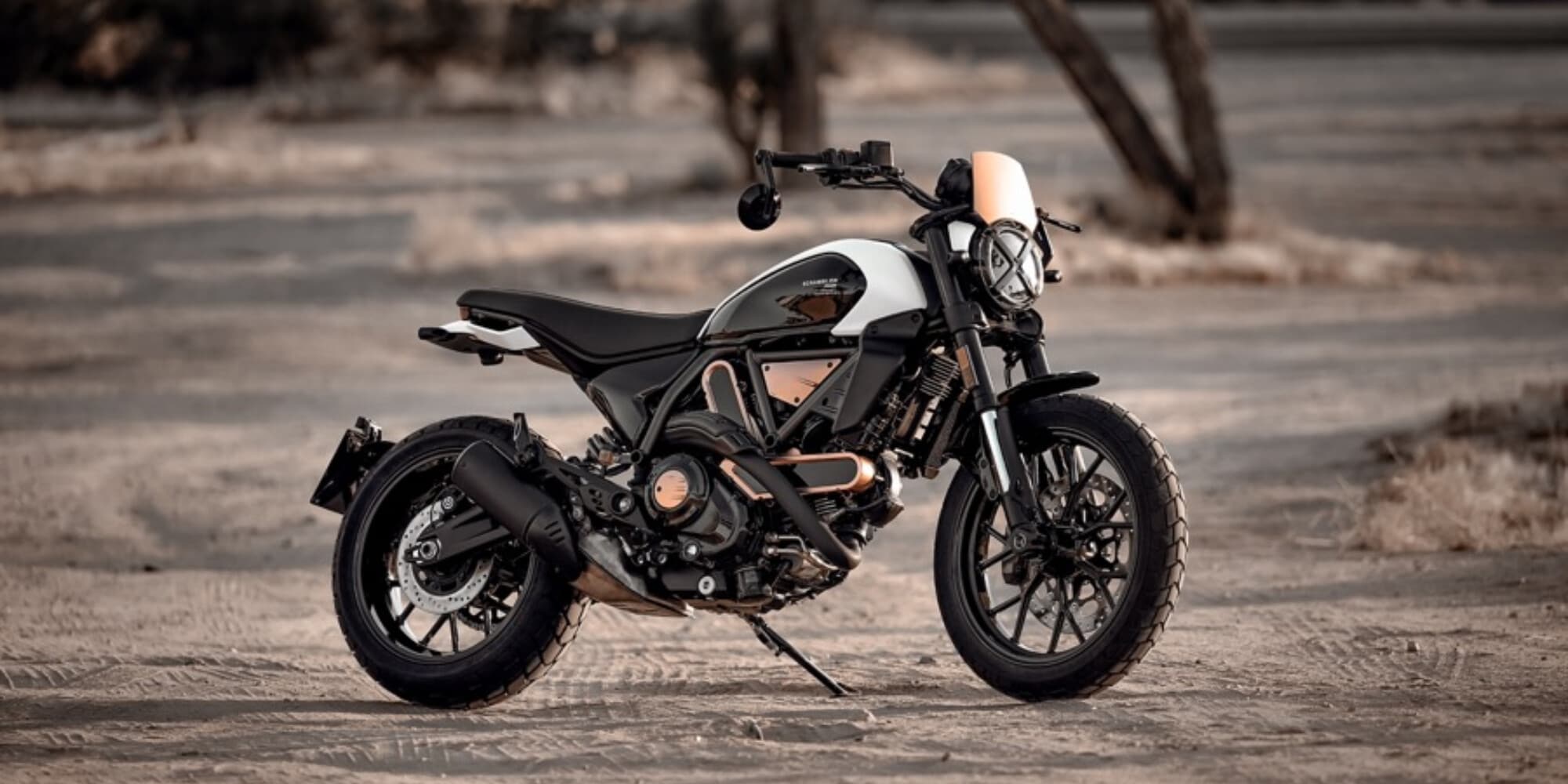 Ducati presenta Scrambler 10° Anniversario Rizoma Edition