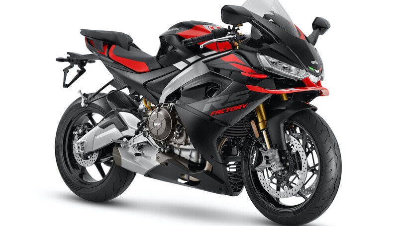 EICMA, Aprilia RS 660 2025: nuova aerodinamica e versione Factory