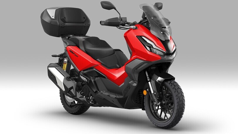 Honda aggiorna l'ADV 350 per il 2025: pochi dettagli, ma quelli che contano