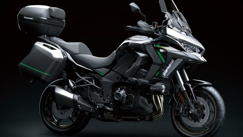Nuova Kawasaki Versys 1100: crescono cilindrata e potenza
