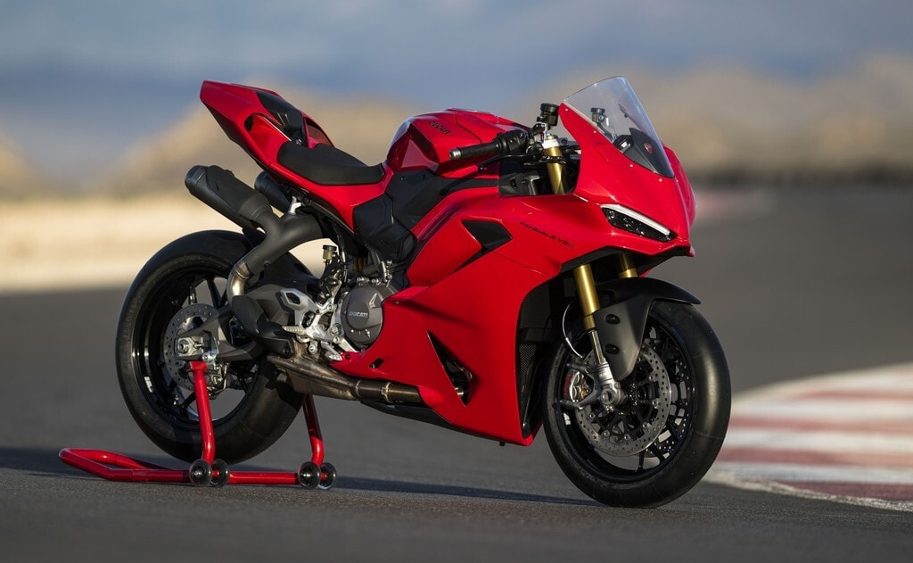 EICMA, Ducati Panigale V2: nuovo motore e nuova sportività
