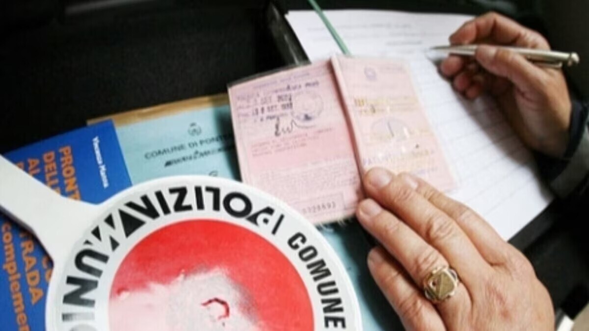 Multe ancora più salate nel 2025: gli aumenti nel dettaglio
