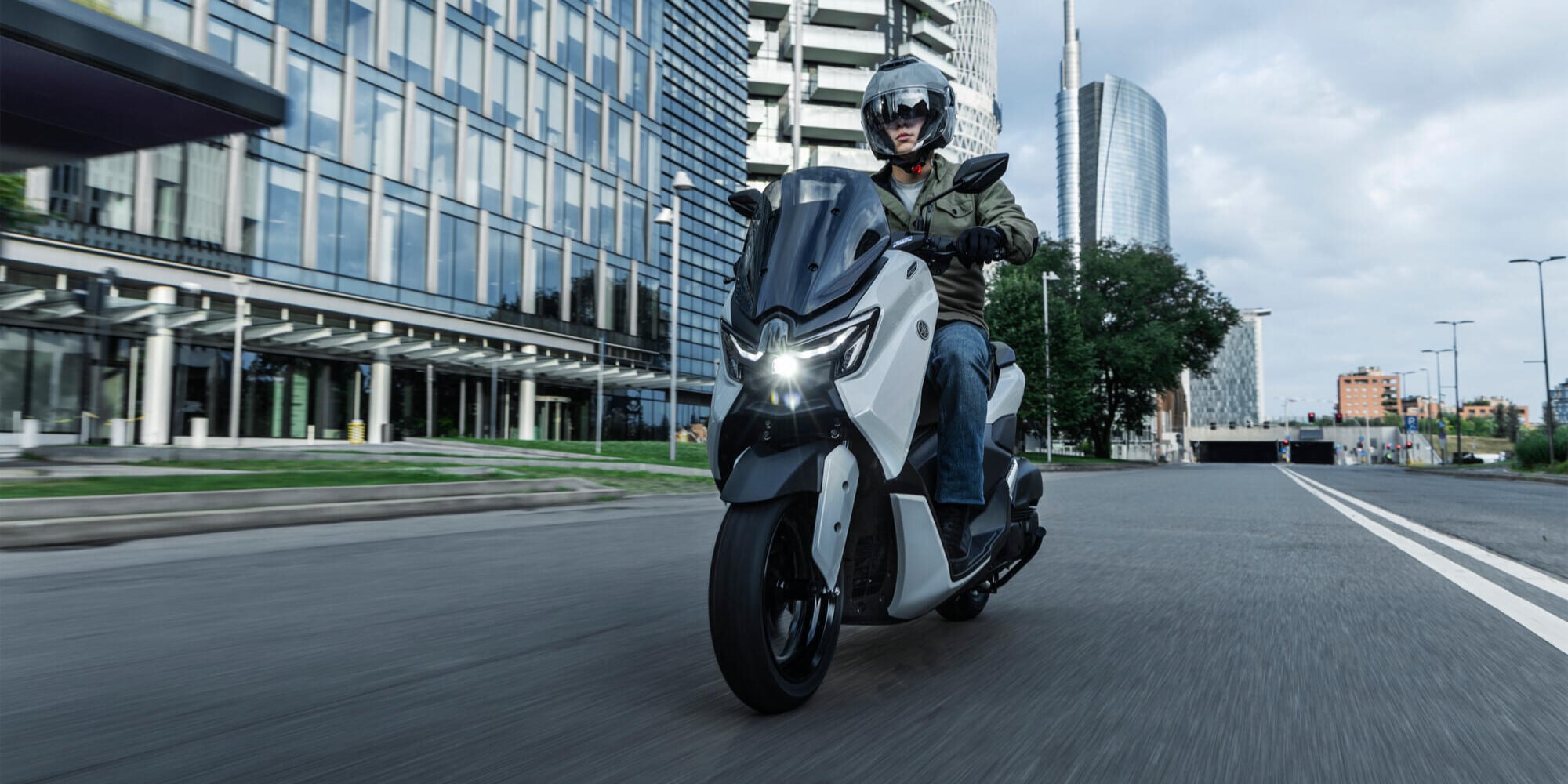 EICMA, nuovi Yamaha NMAX 125 e NMAX 125 Tech MAX: appeal ancora più premium