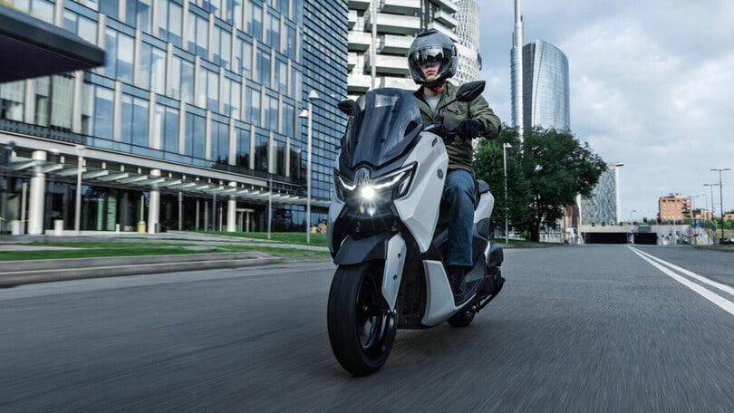 EICMA, nuovi Yamaha NMAX 125 e NMAX 125 Tech MAX: appeal ancora più premium