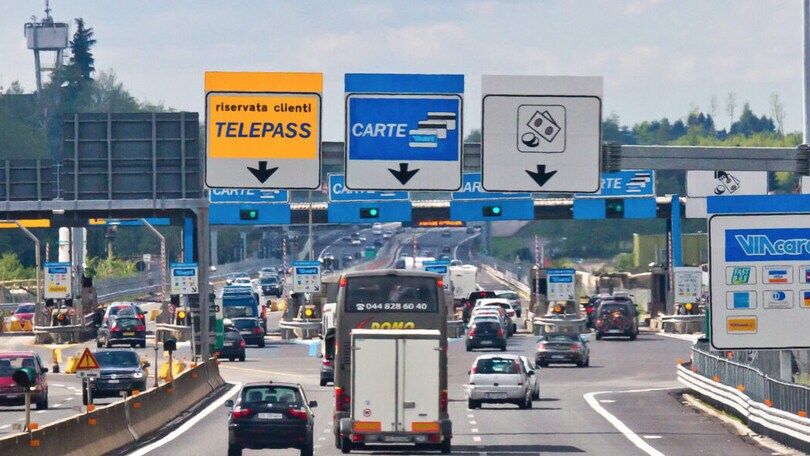 Moto e scooter 125 in autostrada con il nuovo Codice della Strada: cambiano le regole