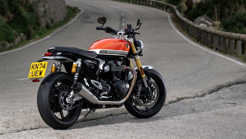 Triumph Speed Twin 1200 RS: la gallery del test