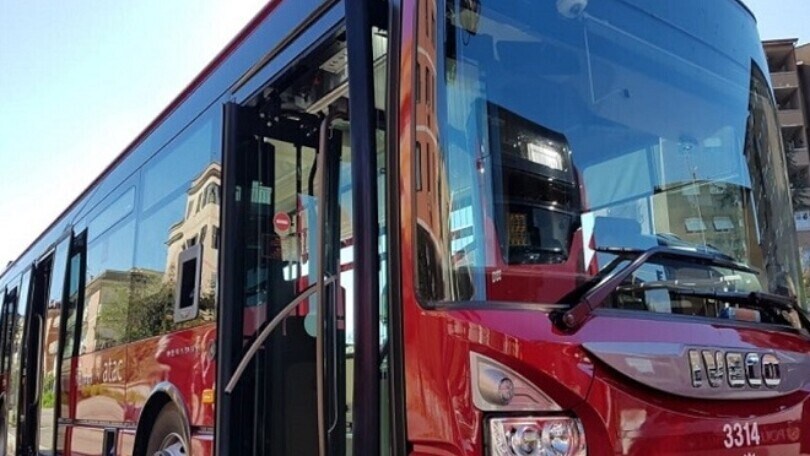 Sciopero generale, 13 dicembre: orari garantiti di bus, metro, treni e taxi