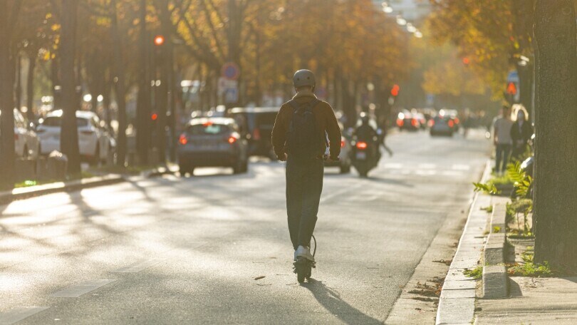 Casco per il monopattino: quali utilizzare per adulti e giovanissimi