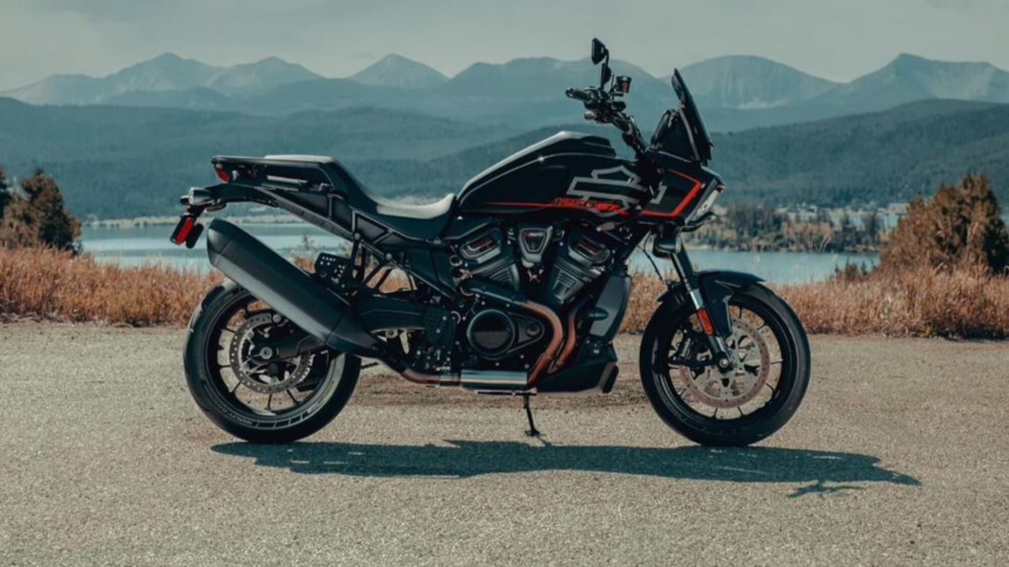 Harley-Davidson: svela in anteprima la gamma 2025