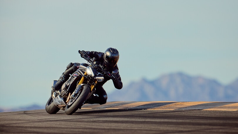 Triumph Speed Triple 1200 RS 2025: il video