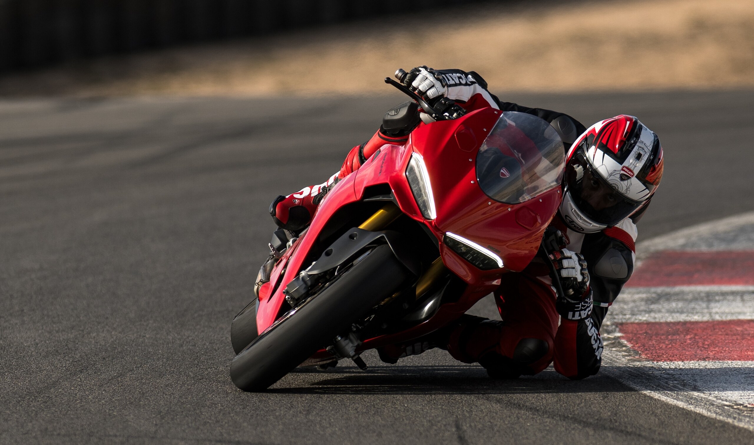 Ducati, Open Day per provare la nuova Panigale V2