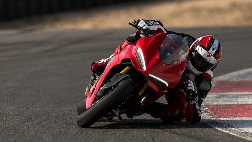 Ducati, Open Day per provare la nuova Panigale V2