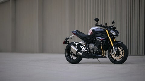 Triumph Street Triple 1200 RS 2025: le foto della prova