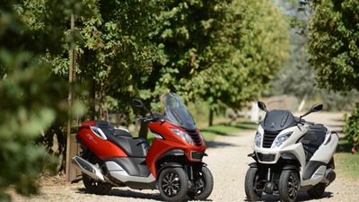 Peugeot Metropolis 400