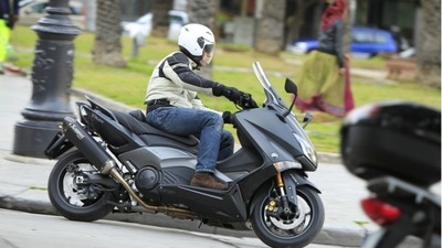 Yamaha Tmax M.Y. 2015: come va (foto)
