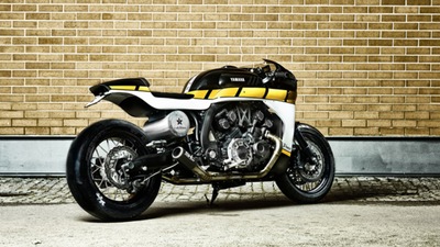 Yamaha VMAX “special”: Porto il dragster