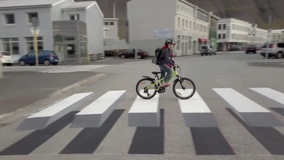 Strisce pedonali 3D, un'idea geniale