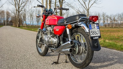 Honda CB 350 Four, piccola aristocratica - LE FOTO