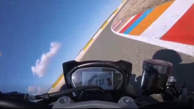 Impressioni e on-board in pista Speed Triple 2018 | VIDEO