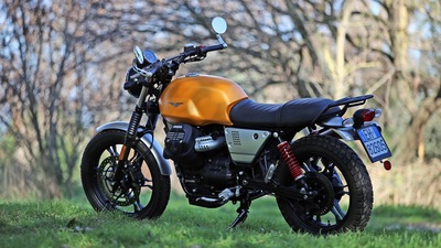 #SotoEsame Moto Guzzi V7 III (kit) Scrambler - LE FOTO