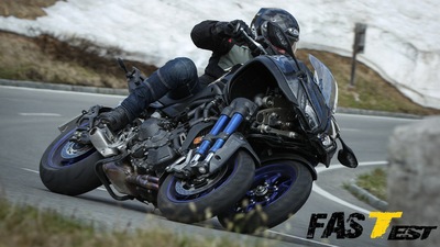 VIDEO-TEST Yamaha Niken, (T)rivoluzione totale