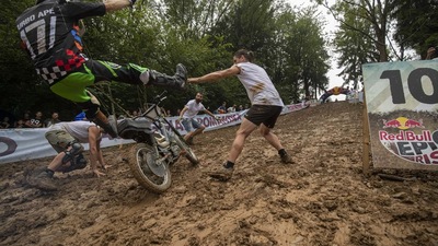 Red Bull Epic Rise, motorini truccati pronti a tutto