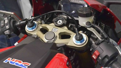 Honda CBR1000RR Fireblade 2019: le FOTO