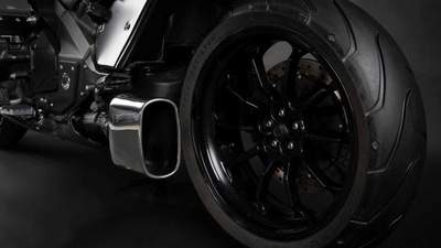 Honda Valkyrie by H Garage - LE FOTO