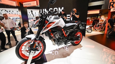 KTM 890 a EICMA 2019: FOTO