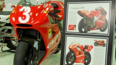Cagiva, all'asta la C593 di Kocinski FOTO