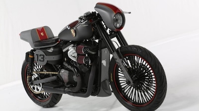Harley-Davidson Sportster 883 R: Porsche Speedster tributo