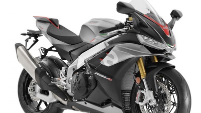 Aprilia RSV4 2021 - FOTO