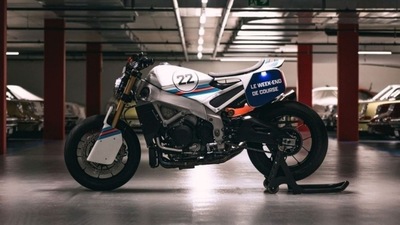 Una Aprilia Tuono V4 ispirata alla Porsche 917K vittoriosa a Le Mans