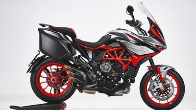 MV Agusta Turismo Veloce RC 2021 FOTO