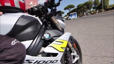 Una settimana con... la BMW S 1000 R VIDEO