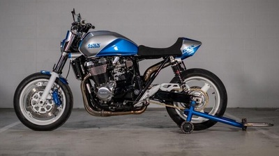 Suzuki GSX 1400 by Purpose Built Moto