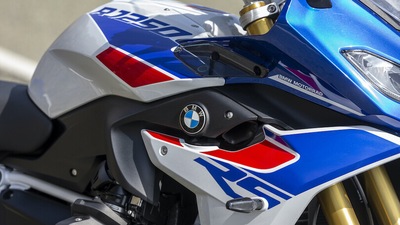 Test BMW R 1250 R e RS: LE FOTO DELLA PROVA
