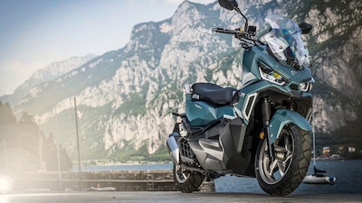 SYM ADX 125, LE FOTO DELLA PROVA