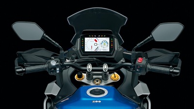 Suzuki GSX-S1000GX LE FOTO