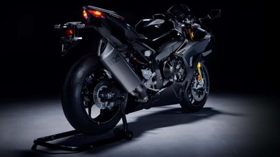 Honda CBR1000RR Fireblade SP Carbon Edition: le foto