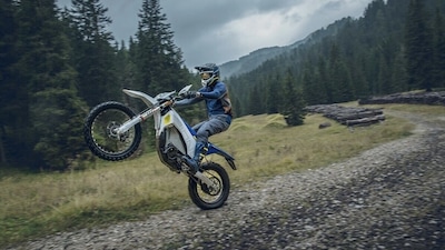 Husqvarna Pioneer: LE FOTO