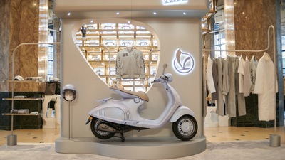 Vespa 946 Snake: le foto dell'edizione limitata