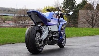 MTT 420RR 25th Anniversary Edition: LE FOTO