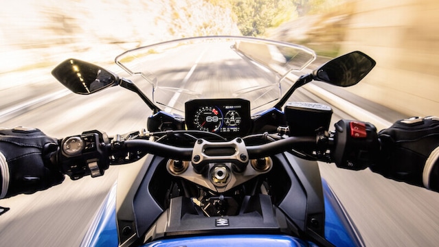 Nuova Sport Tourer Suzuki GSX-S1000 GT VIDEO