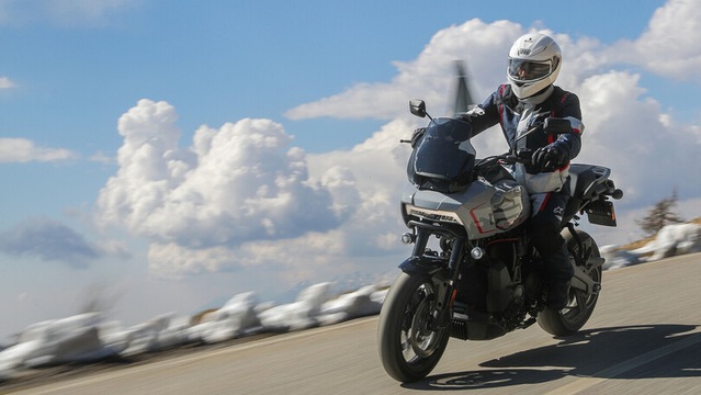 Harley Davidson Pan America 1250 ST: le foto del test